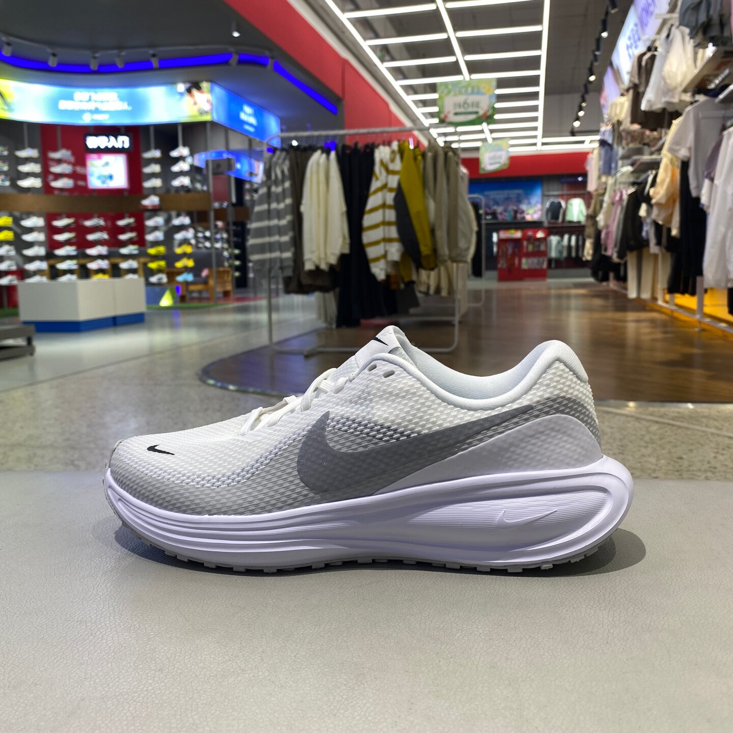 NIKE耐克男子REVOLUTION 8户外缓震运动健身耐磨跑步鞋HJ9198-122