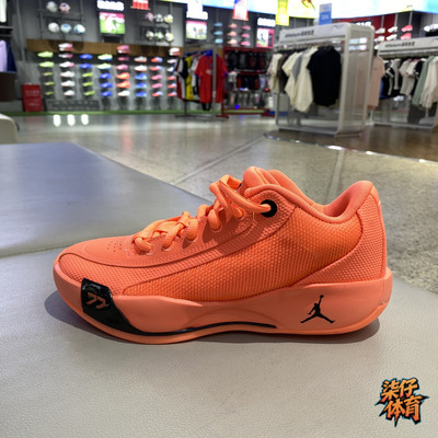 耐克大童缓震运动篮球鞋