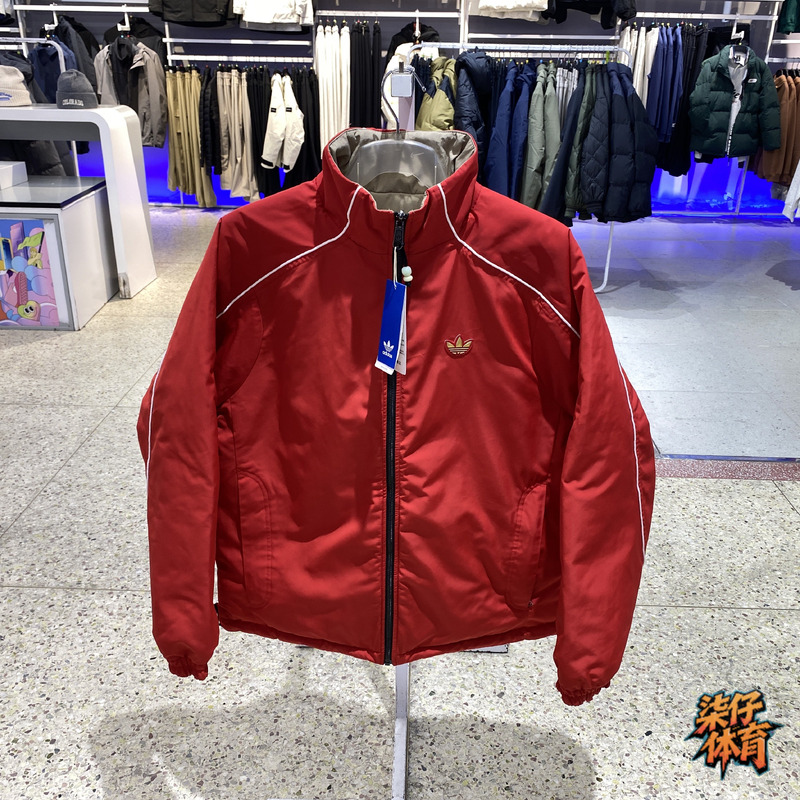 Adidas三叶草新年款双面穿棉服