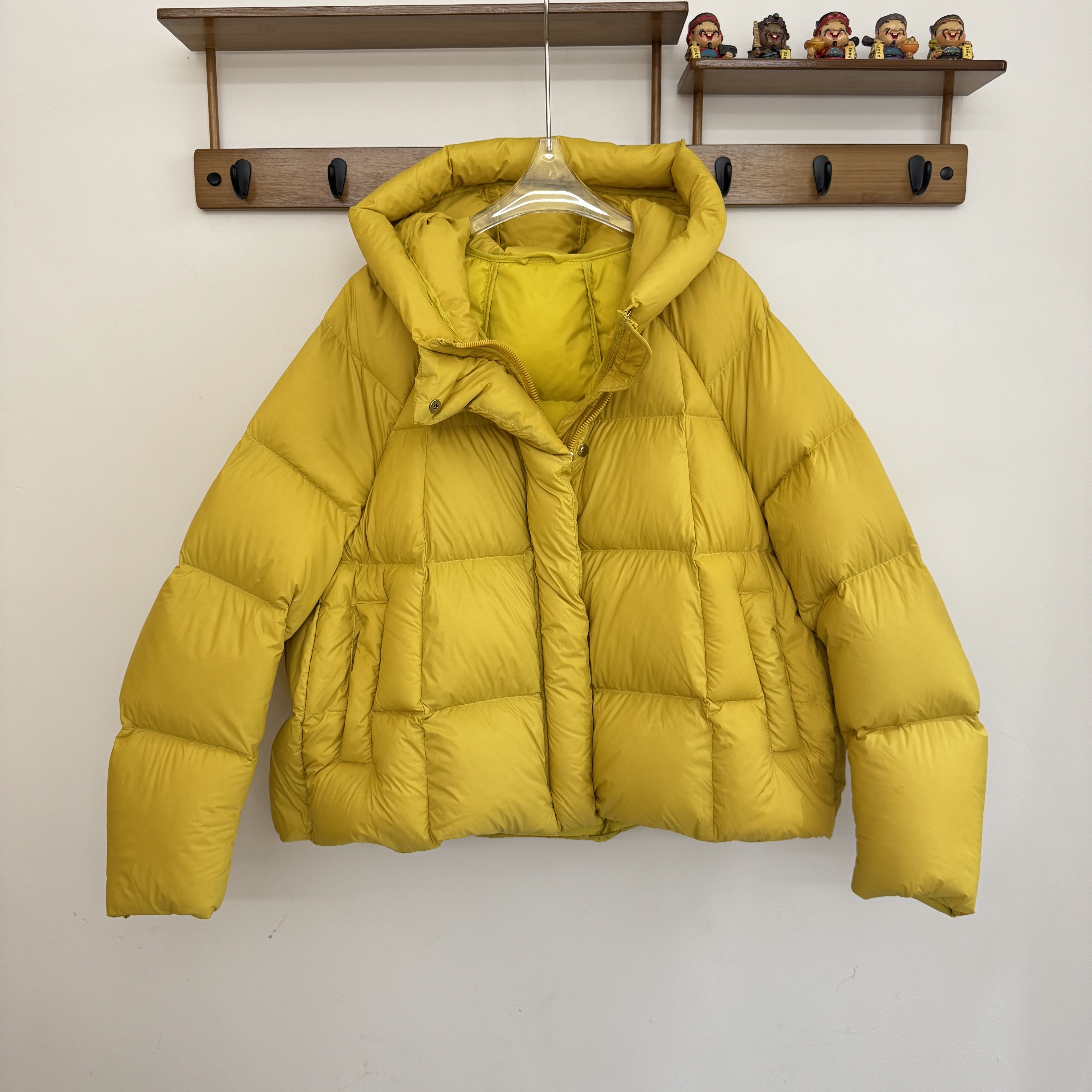 蓬松泡芙羽绒服女冬季新款90白鸭绒连帽宽松显瘦加厚轻便廓形外套