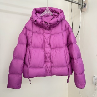 韩系泡芙云朵连帽羽绒服女短款冬季新款简约保暖面包服小个子90绒