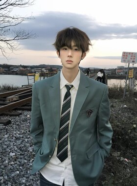 【刺篇】dk制服原创绿色黑色男生西装成人礼西服外套学生班服套装