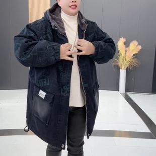 冬季时尚百搭女加肥加大码加绒字母印花连帽口袋牛仔棉服棉衣外套