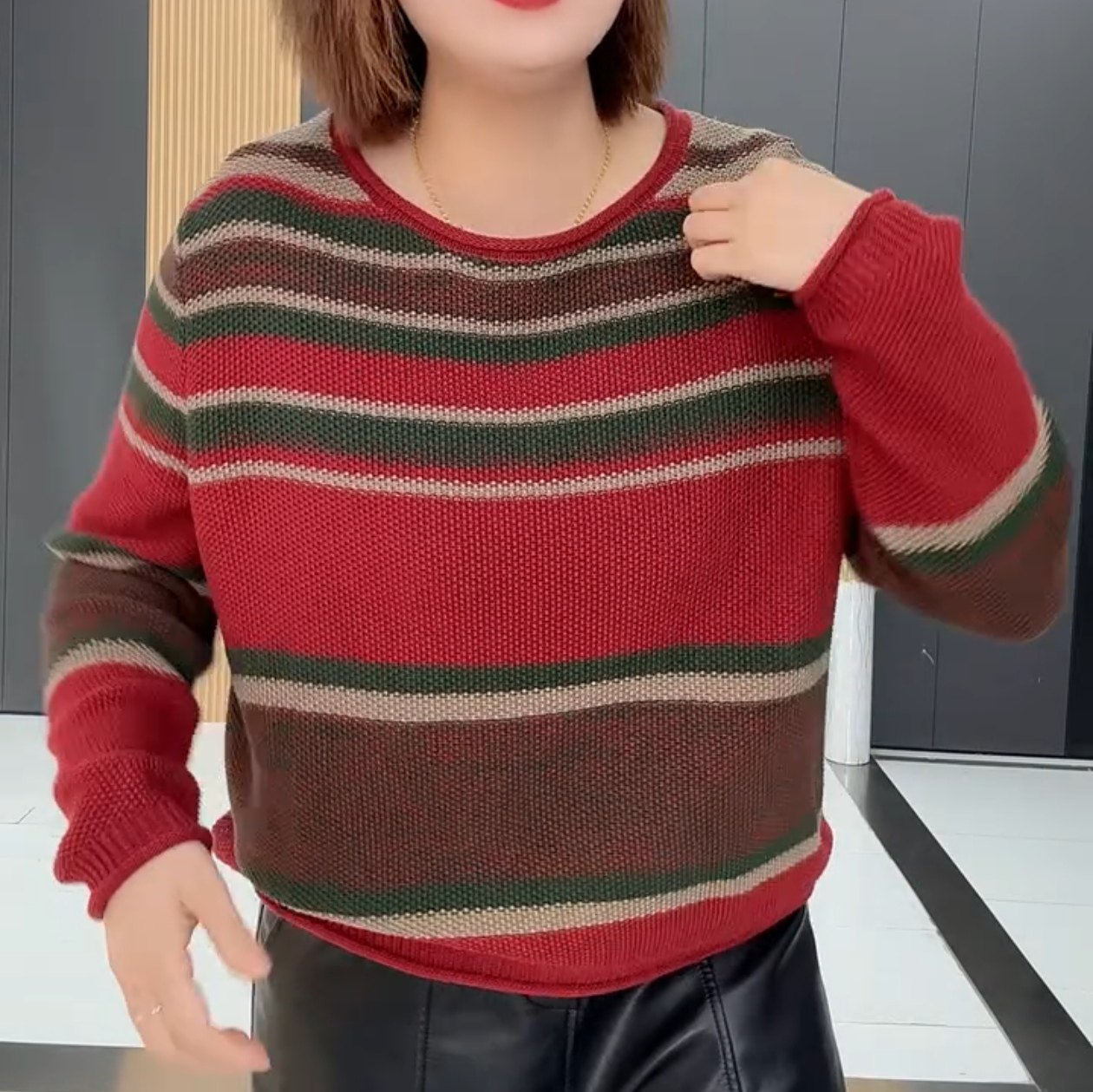 冬季时尚气质女韩版加肥加大码圆领条纹长袖针织衫宽松遮肉百搭款,女装/女士精品,毛针织衫,淘宝优惠券,粉丝福利购,淘宝优惠卷