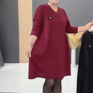 秋季女士简约风纯色V领长袖提花连衣裙加肥加大码显瘦遮肉中长款