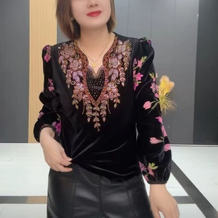 春季款加大码女装网纱烧花拼接金丝绒V领长袖打底衫中老年妈妈装