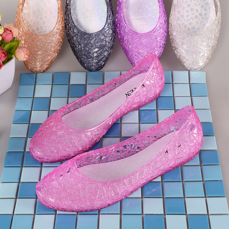 summer Sandals crystal Plastic Sandals Hollow Flat bottom Nurse jelly The bird's nest Sandy beach Crocsin the Women's Shoes, Sandals  category - from Buy2taobao.com to provide professional Taobao agent buy service