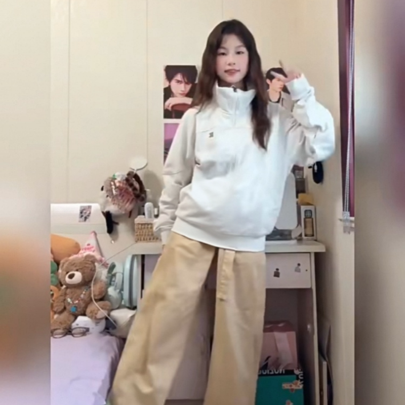 休闲飒爽时尚夹克立领卫衣外套女