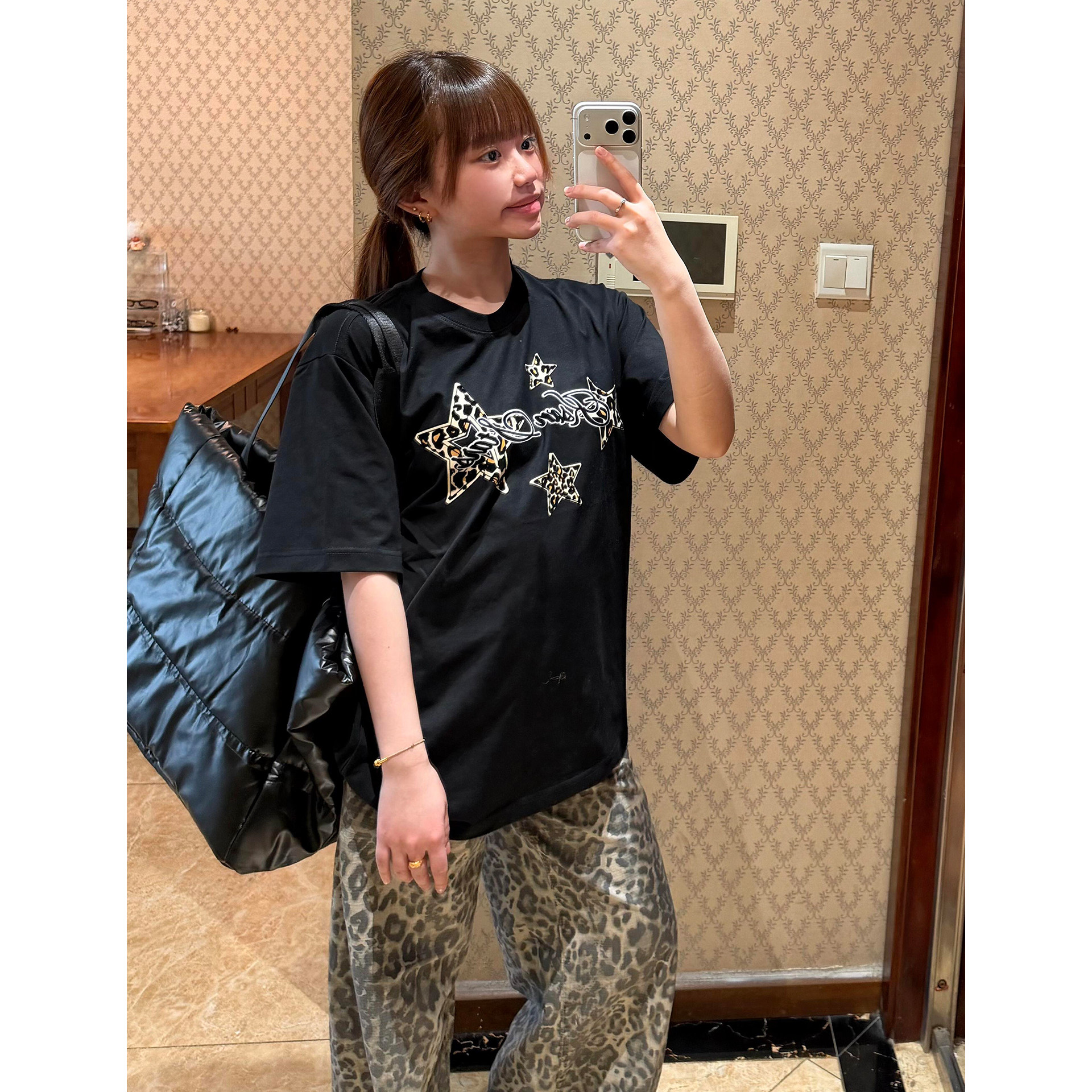 修身收腰显瘦短袖t恤女