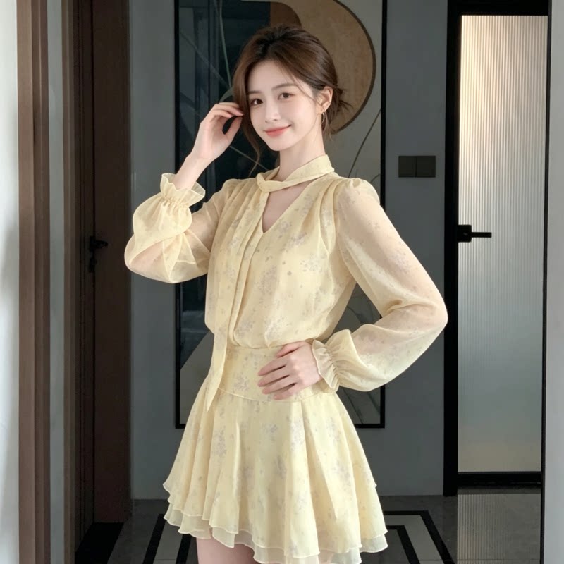 长袖连衣裙女收腰短裙子