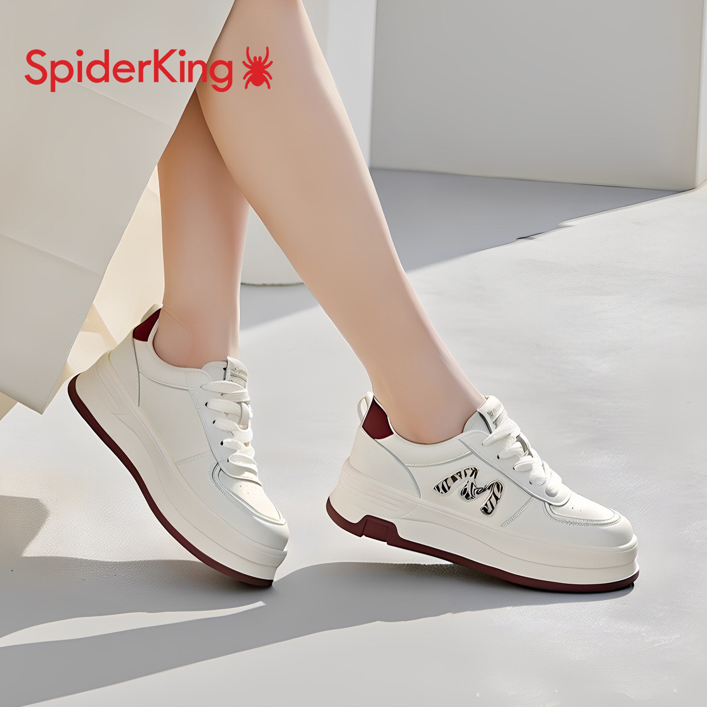 蜘蛛王小白鞋女款2025新款厚底增高轻便休闲运动鞋透气板鞋子女款