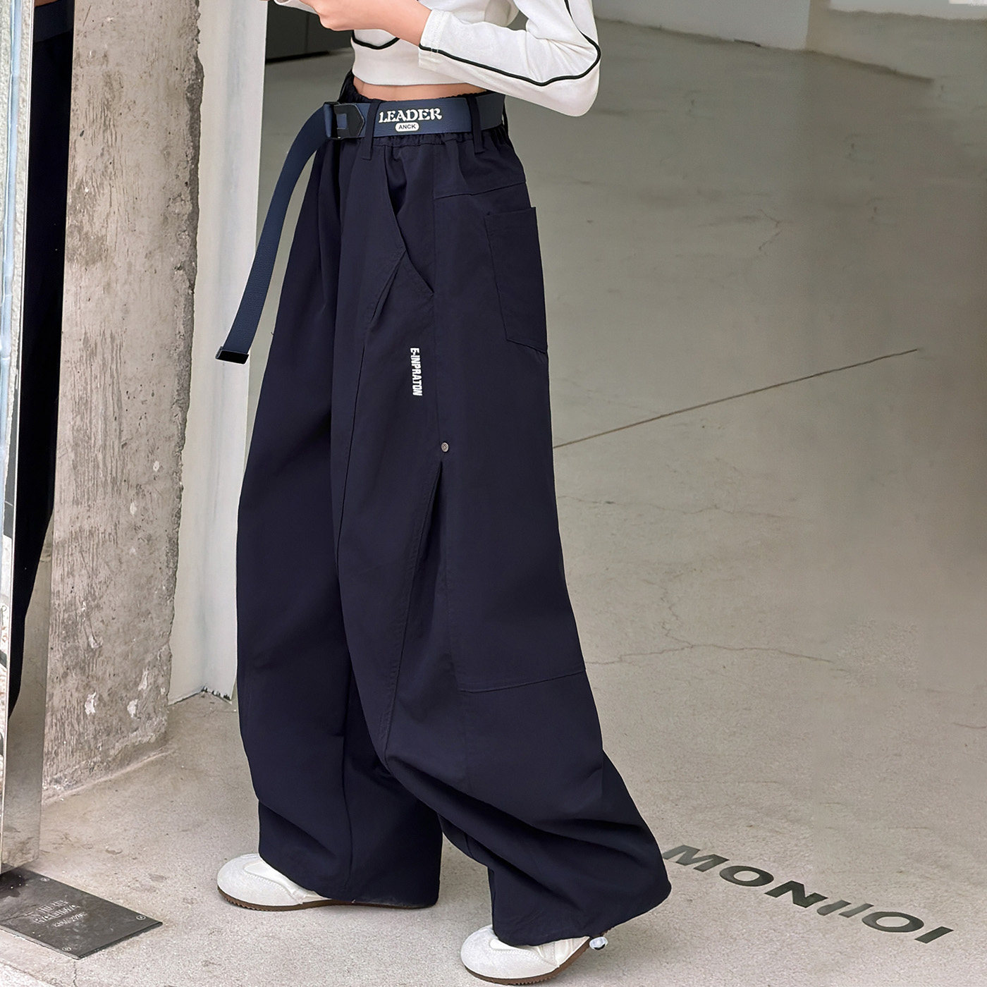 儿童裤子春秋新款工装春季女童休闲薄直筒白色藏青色中大童女孩潮