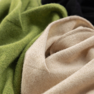 H春上7号 法柜100康赛妮山羊绒加高V领毛衣D女16J8 臻奢享受