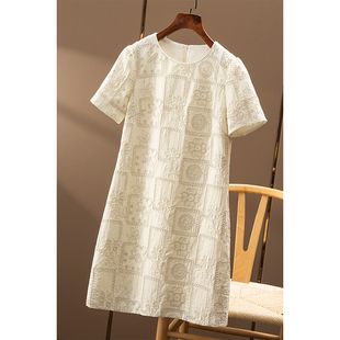 细闪珠片收腰短袖 重工盘花 连衣裙春天家女22B4 秒 ￥369