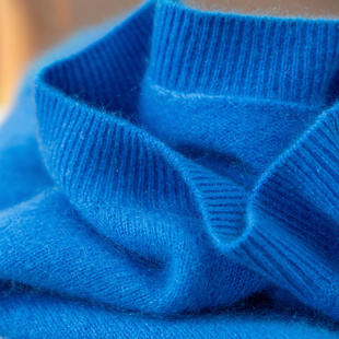 H春上7号 明媚宝石蓝 法G暖柔羊绒+羊毛拉绒圆领中袖毛衣女6Y90