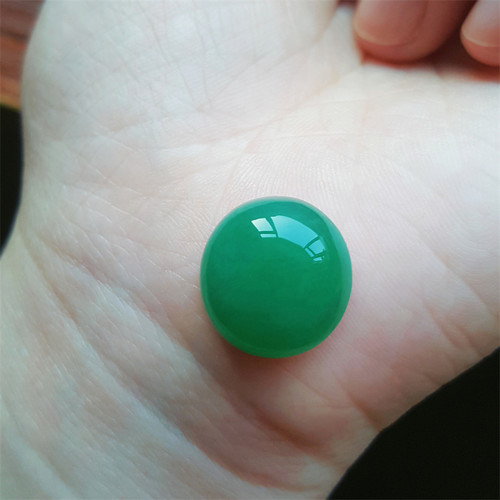 缅甸a级翡翠冰种翡翠蛋面正品