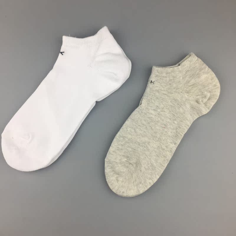 WM春夏季男士短袜黑白灰纯棉船袜C 家纯棉运动船袜不臭脚白船袜在类目 运动包/户外包/配件, 运动袜中 - 来自Buy2taobao.com提供专业的淘宝代购服务