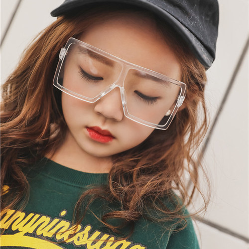 个性女孩大框拍照装饰走秀太阳镜