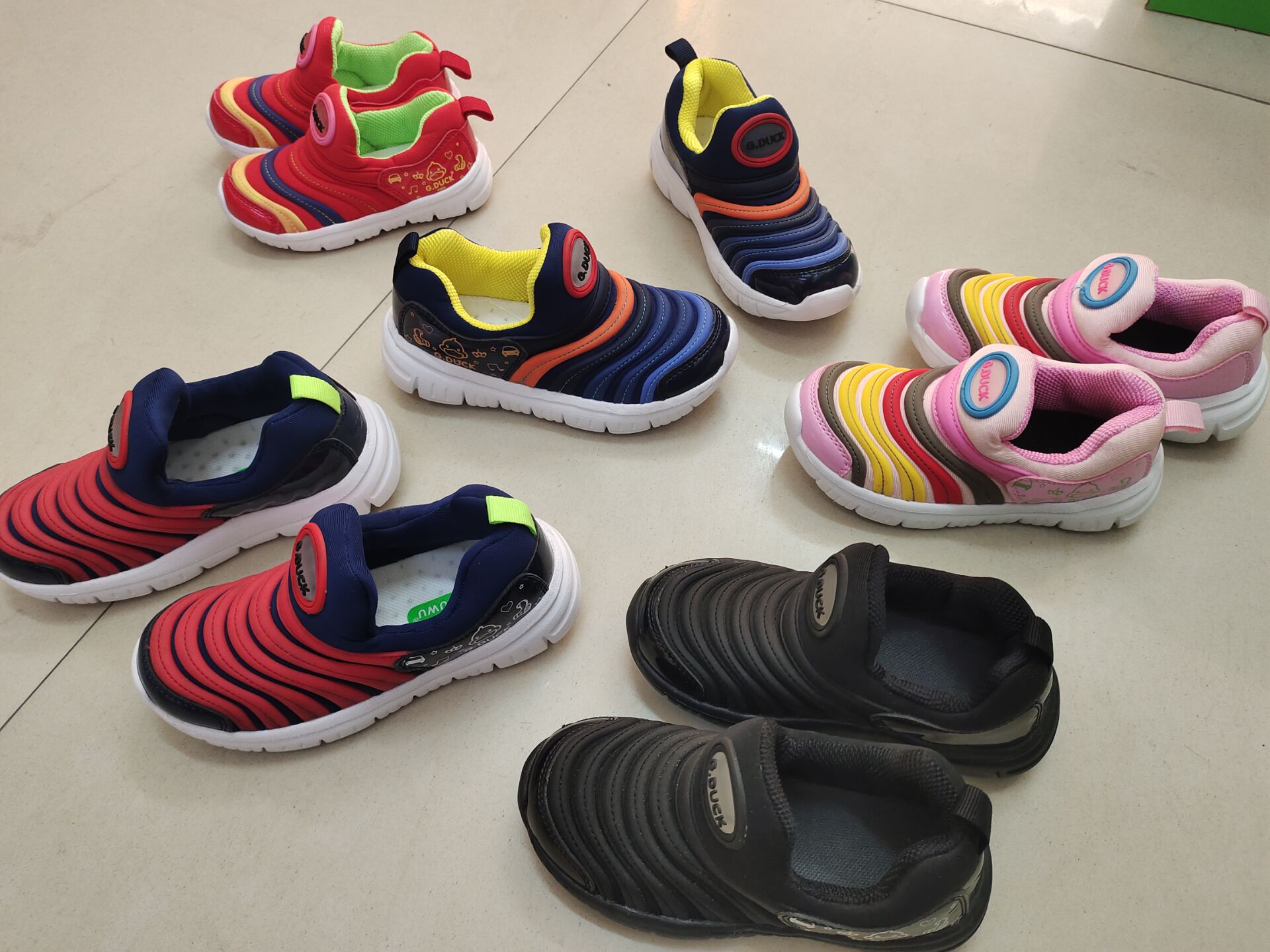 男女毛毛虫鞋春秋休闲防滑儿童