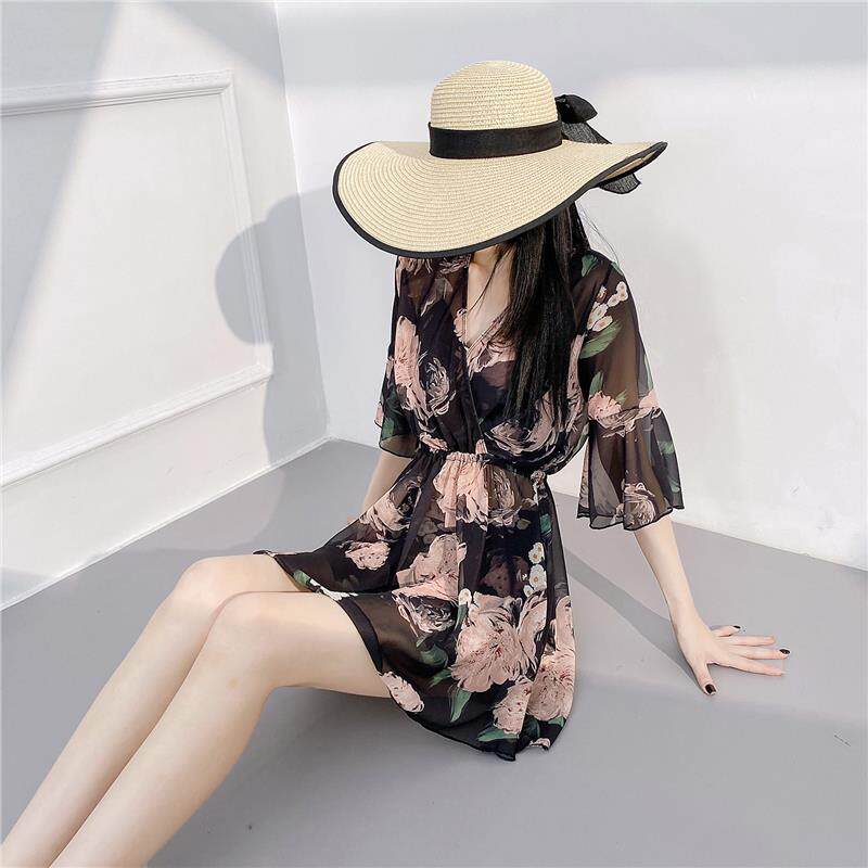 泳衣女款高级感2026新款成人显瘦遮肉泡温泉海边度假三件套带罩衫