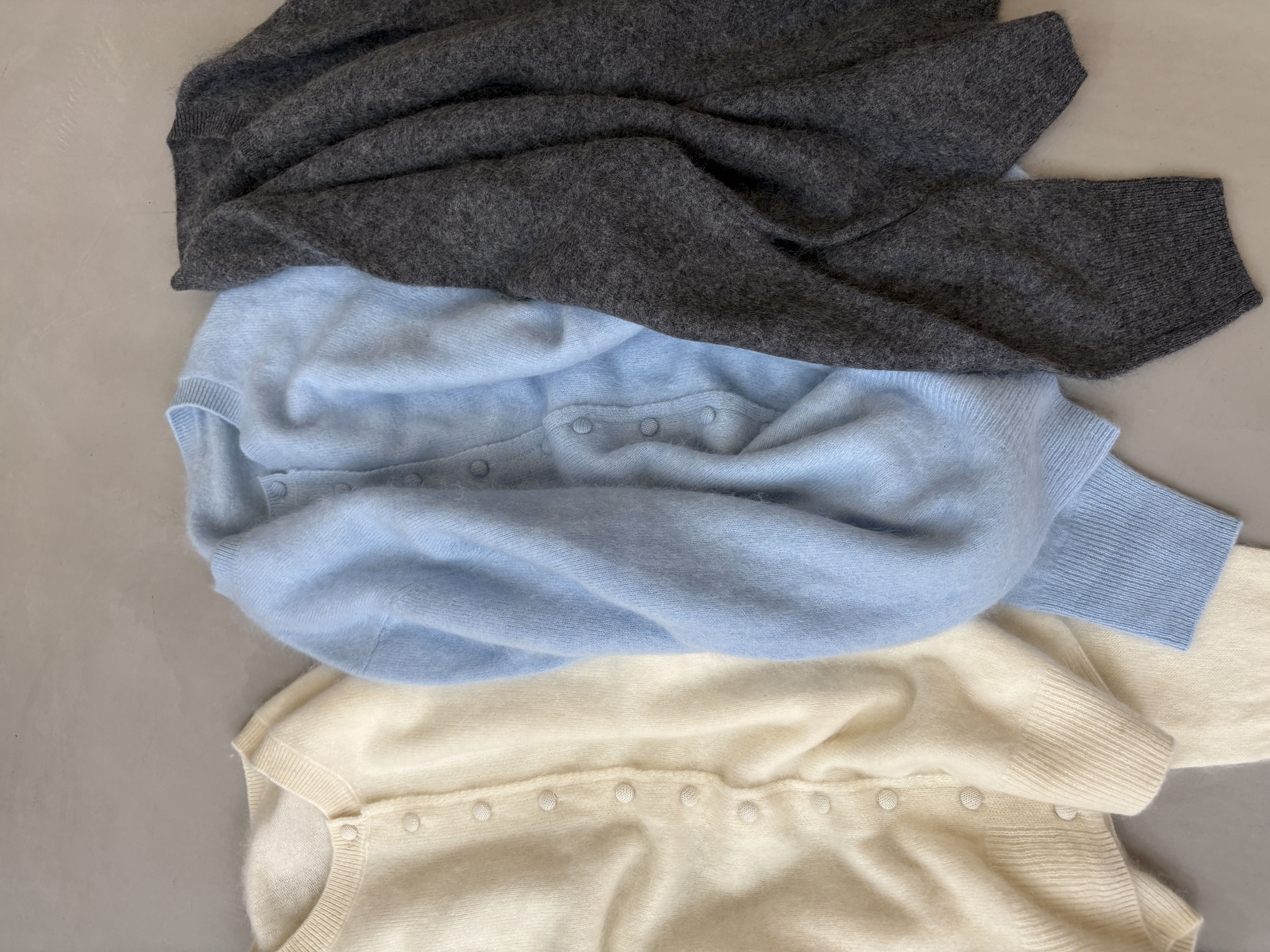 韩国2025秋冬新款时尚百搭宽松显瘦圆领纯色针织开衫羊绒羊毛上衣