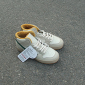 1.4孤品女士高帮系带平底内里夹毛PU面休闲女鞋