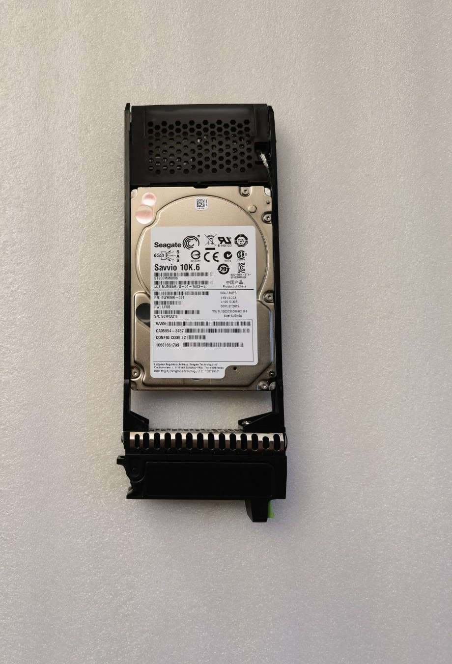 Fujitsu DX80 DX90 S2 900GB 10K HDD CA07339-E687 CA05954-3457