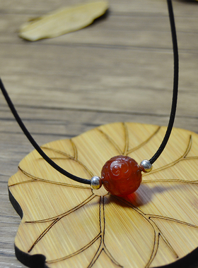 转运红珠雕刻玛瑙编织吊坠项链