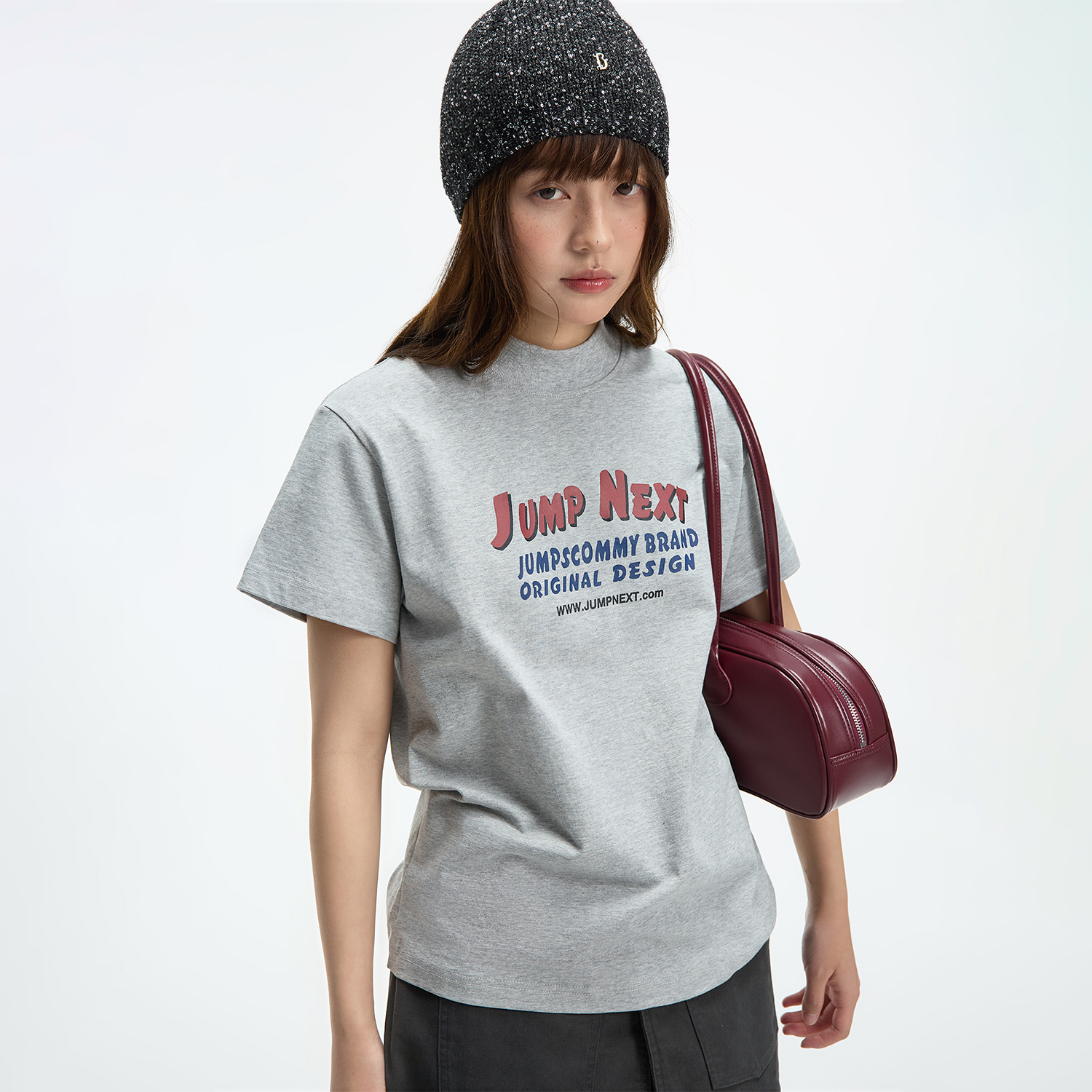 JUMPNEXT新款窄版正肩T恤