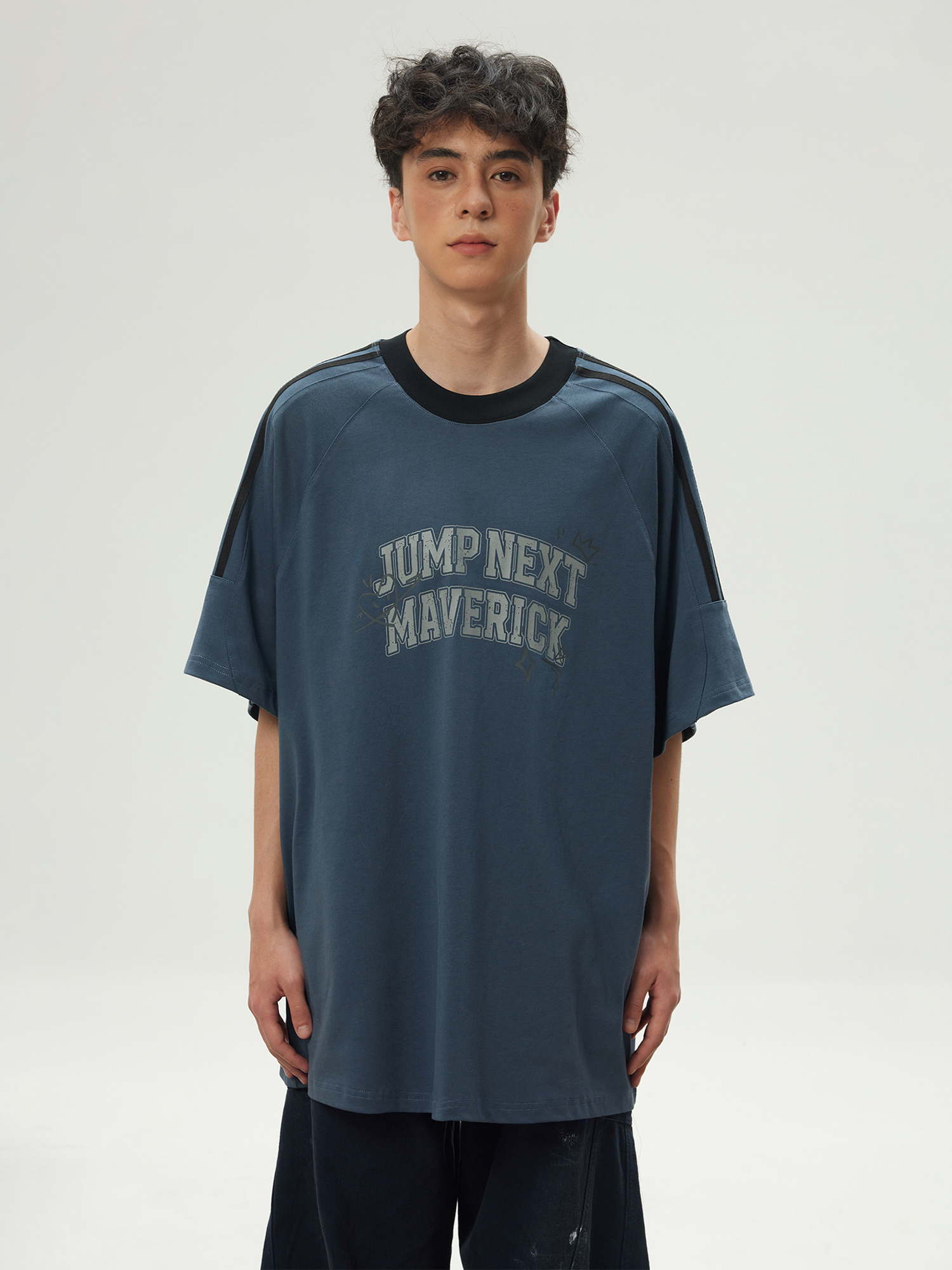 JUMPNEXT杠条印花短袖