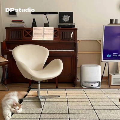 北欧简约单人沙发椅韩系奶油白旋转天鹅椅家用小户型卧室梳妆凳子