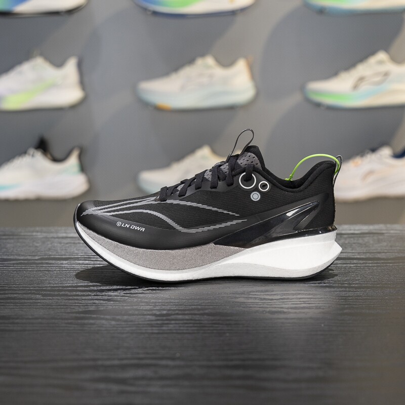 李宁赤兔8 PRO跑步鞋女子2025新款轻量高回弹竞速训练跑鞋ARPV016