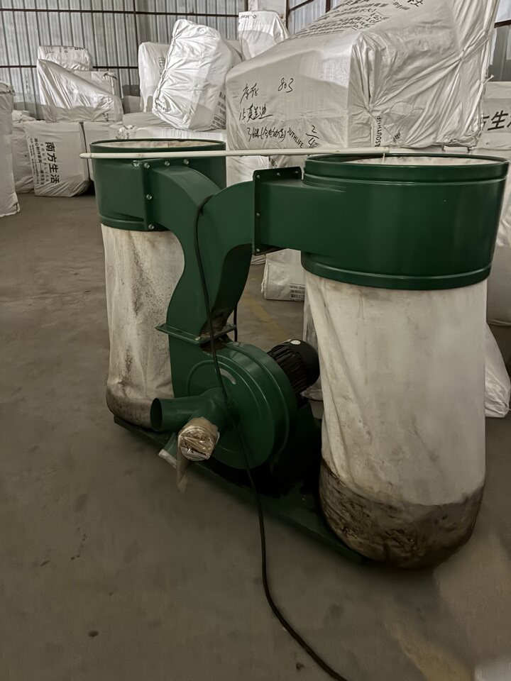 12月23日佛山变卖裁布机、排灰尘机等设备一批网络拍卖公告