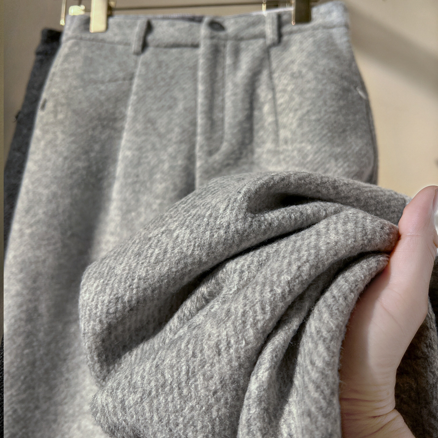 简约斜纹针织羊毛糯米西裤女秋冬宽松显瘦慵懒松弛休闲直筒阔腿裤,女装/女士精品,大码裤装,淘宝优惠券,粉丝福利购,淘宝优惠卷