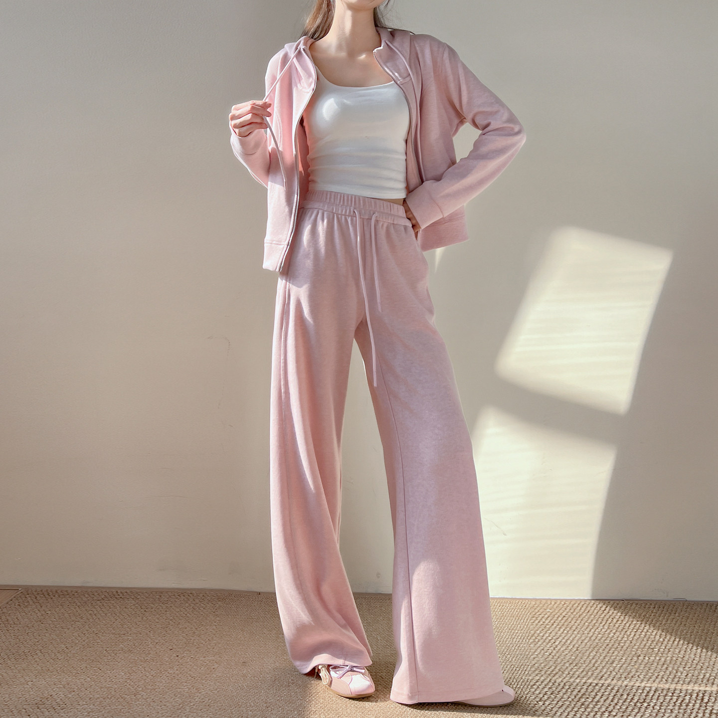 梨形身材显瘦休闲运动风时尚套装女春秋款卫衣宽松阔腿裤百搭套装,女装/女士精品,时尚套装,淘宝优惠券,粉丝福利购,淘宝优惠卷