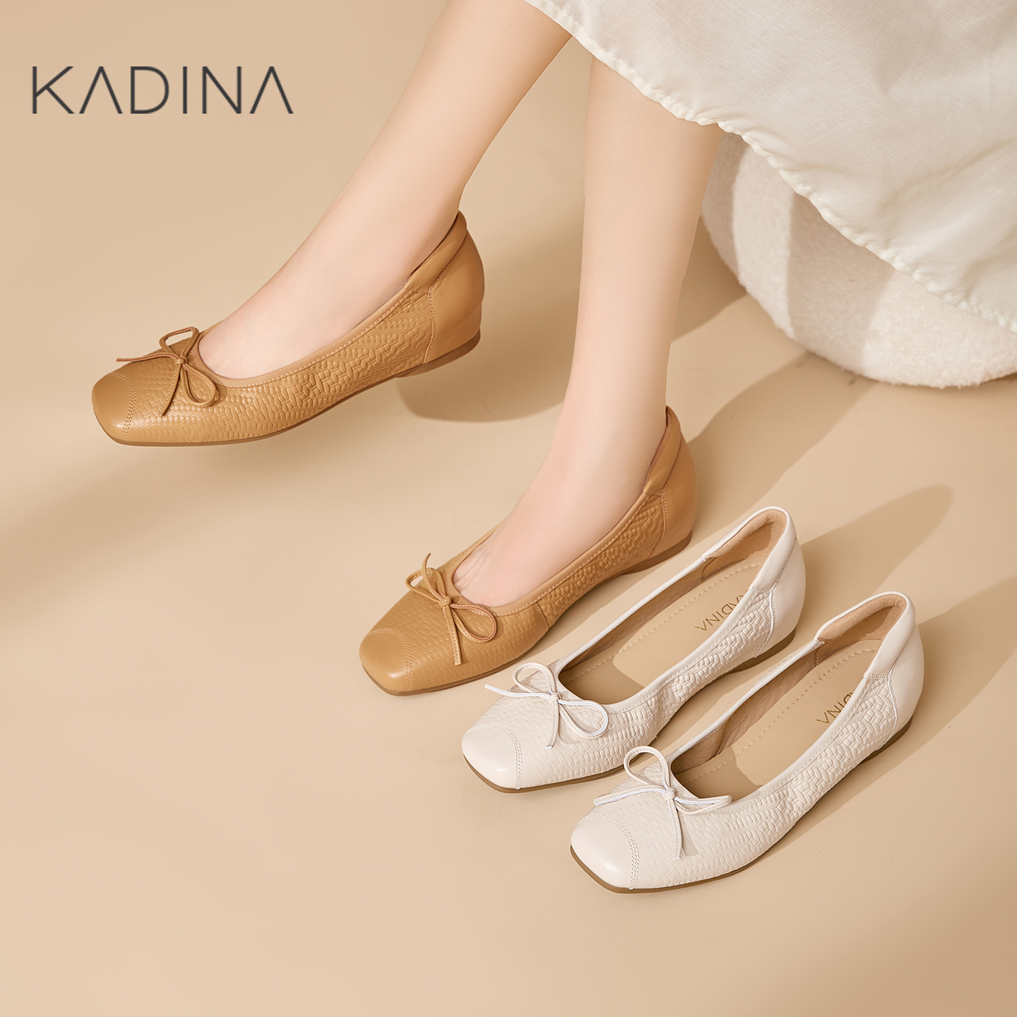 卡迪娜羊皮浅口单鞋一脚蹬妈妈鞋2025新款舒适蛋卷鞋女鞋KS261505