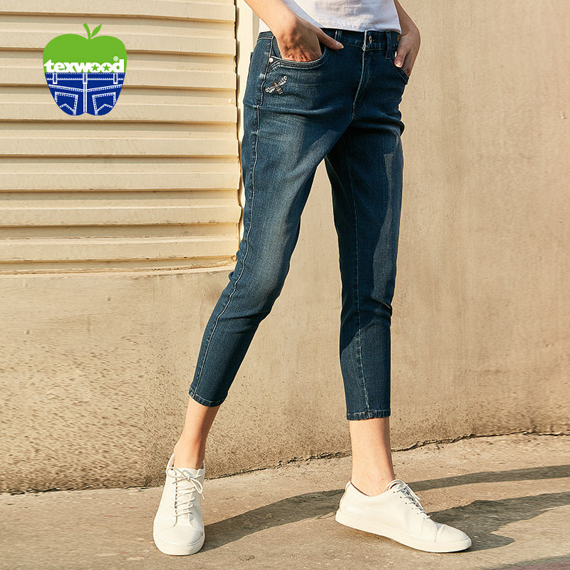 texwood萍果女装微锥修脚大方时尚小蜜蜂绣花牛仔裤A8019138