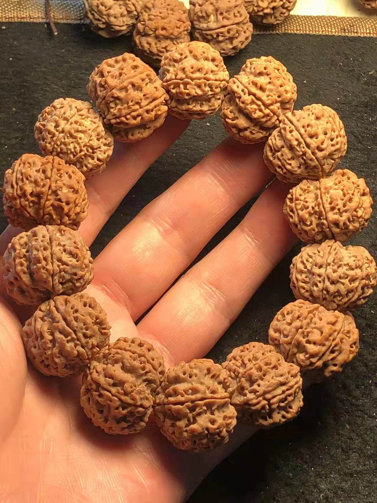 弥刻文玩7瓣25mm七瓣爆肉蜂窝尼泊尔大金刚菩提子佛珠手串黄皮