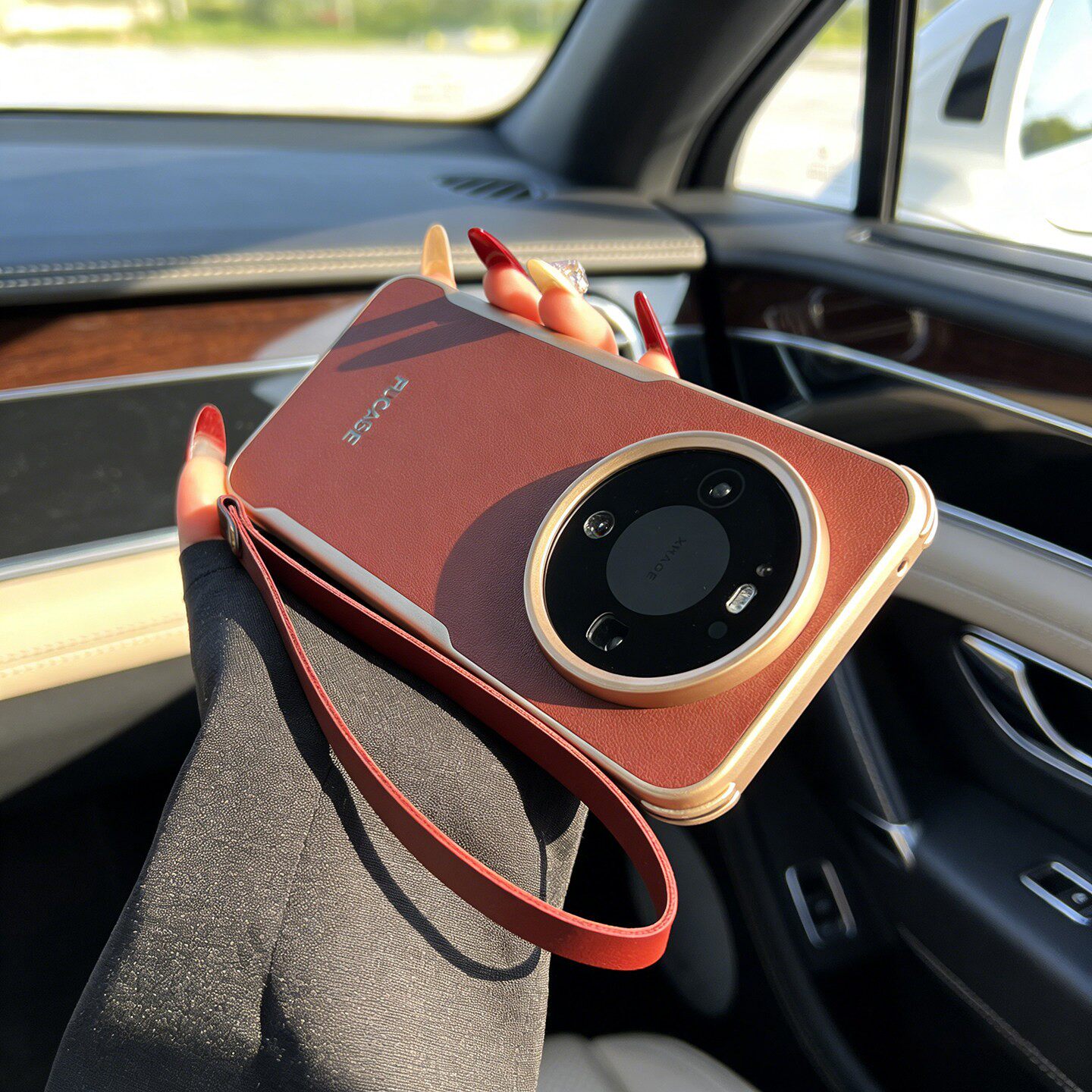 新款刀锋华为mate80promax手机壳奢华皮质适用mate60Pro腕带手绳素皮mate70p软边大孔四角气囊防摔创意保护套