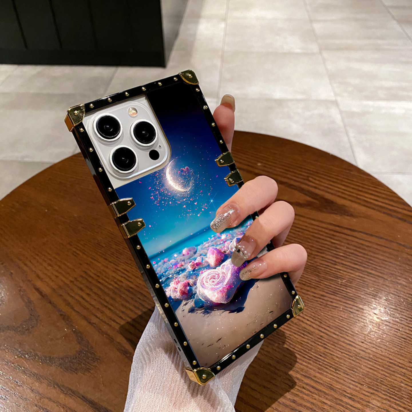 轻奢风iPhone16promax手机壳时尚新款苹果15全包防摔适用14plus高级感硅胶13pm网红超火保护套12方形潮牌11女