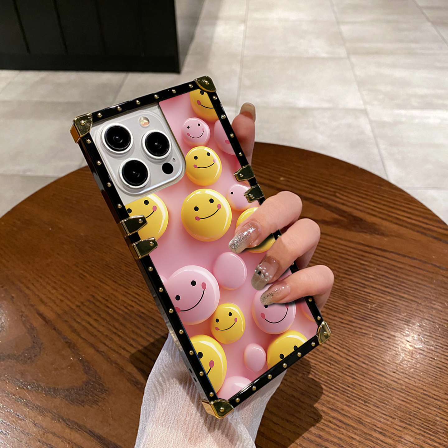 轻奢风时尚iPhone16手机壳全包式苹果15promax潮牌方形适用14plus高级感防摔硅胶13网红超火12高颜值保护套新