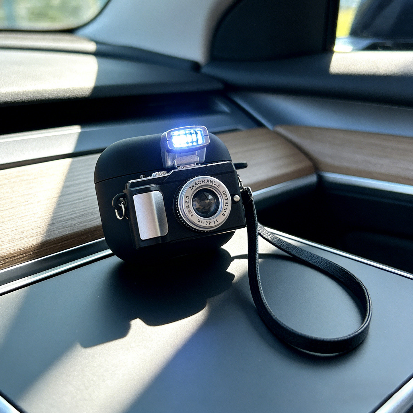 新款复古发光照相机适用AirPodsPro保护套1/2创意个性苹果无线蓝牙耳机盒airpods3男女通用男女4/5代防摔硬壳,3C数码配件,耳机保护套,淘宝优惠券,粉丝福利购,淘宝优惠卷