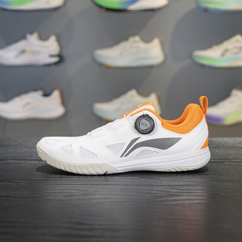 李宁乒乓球专业鞋减震回弹