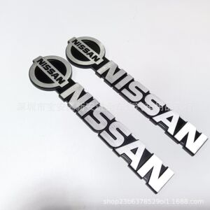 日产NISSAN车标个性装饰