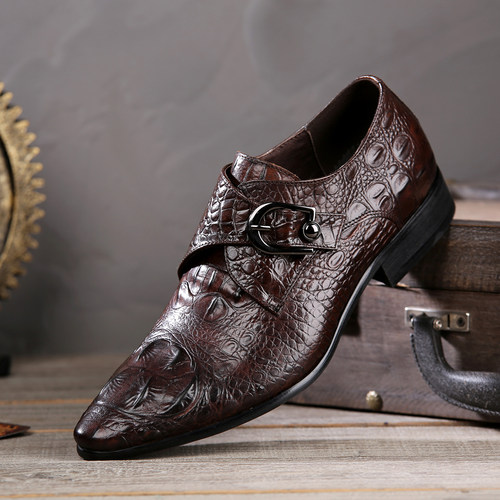 鳄鱼纹搭扣休闲风发型师套脚皮鞋