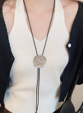 皮绳印花花朵几何圆形吊坠项链简约时尚百搭项饰小众设计感毛衣链