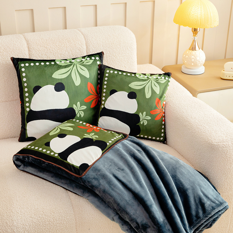 卡通可爱加厚抱枕被子两用二合一办公室午睡毯子车用折叠沙发靠枕