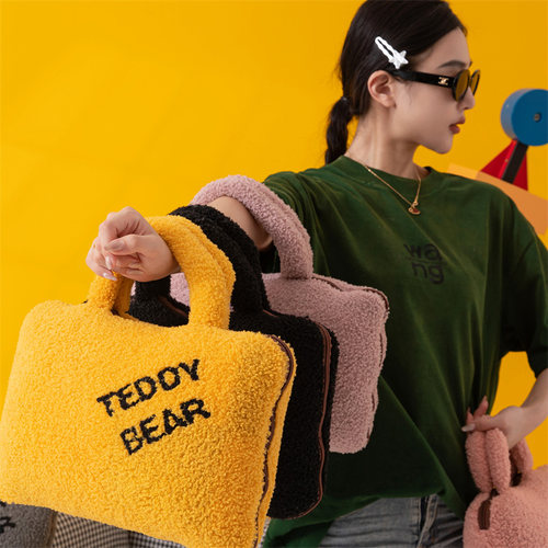 手提抱枕被子两用汽车毛毯枕车上毯子车载车用二合一高档靠枕折叠