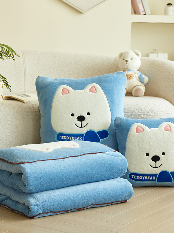 小熊加厚加绒抱枕被子两用办公室午睡空调毯子二合一全棉车载枕头