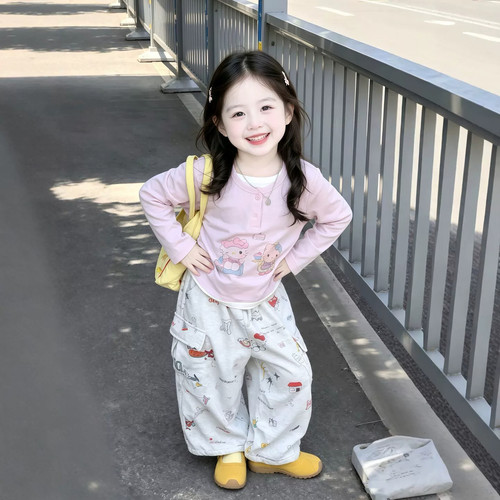 女童卡通上衣2026秋季新款儿童好看粉色长袖T恤女宝宝猫咪打底衫